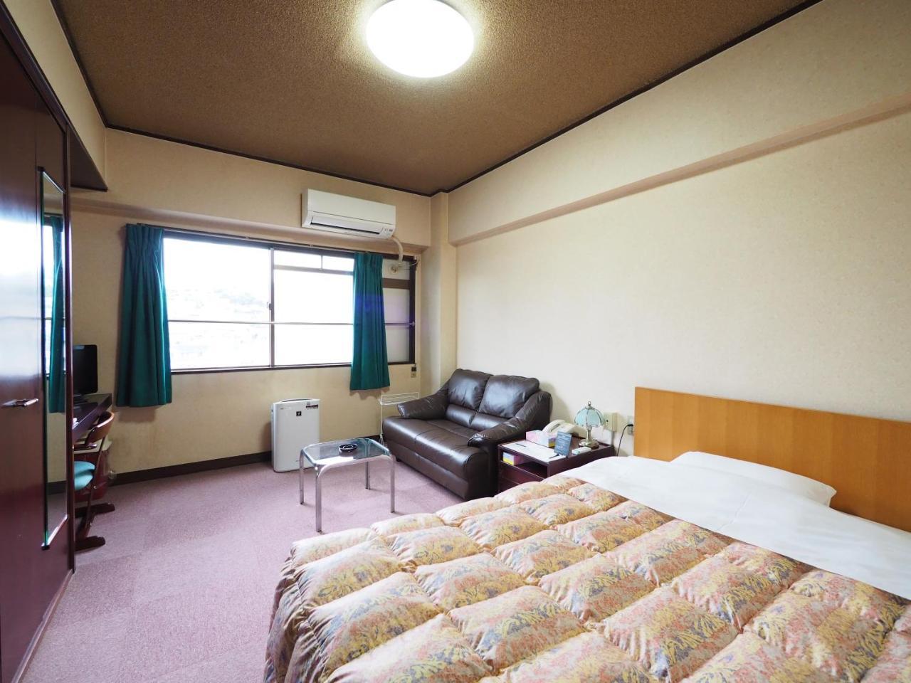 Sky Heart Hotel Shimonoseki Bagian luar foto