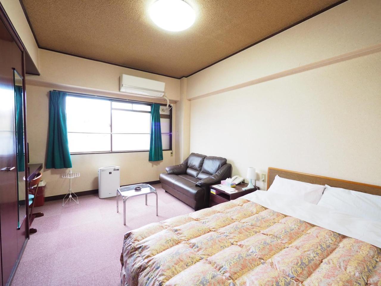 Sky Heart Hotel Shimonoseki Bagian luar foto